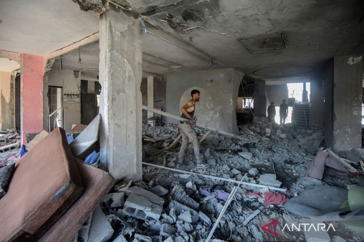 26 orang tewas saat Israel serang tenda pengungsi, pusat bantuan Gaza