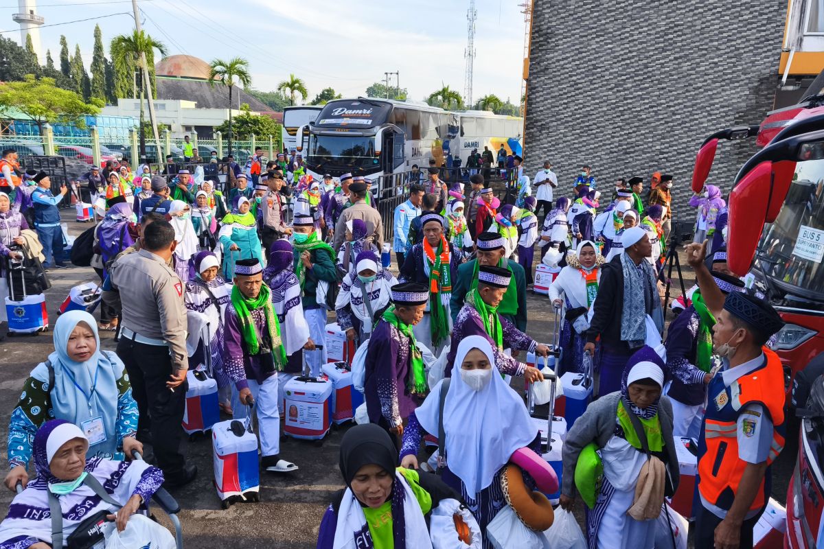6.661 haji asal Lampung telah kembali dari Tanah Suci