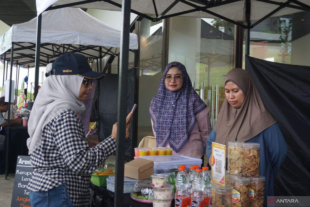 OIKN promotes anti-plastic message with Nusantara food festival