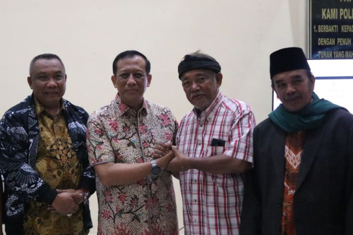 Kapolda Kaltara Saksikan Pagelaran Wayang Kulit "Amarta Binangun"