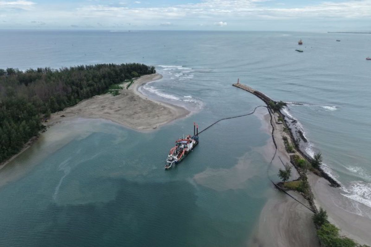 Pelabuhan Pulau Baai Bengkulu siap beroperasi pasca pengerukan, sudah uji coba dua kapal