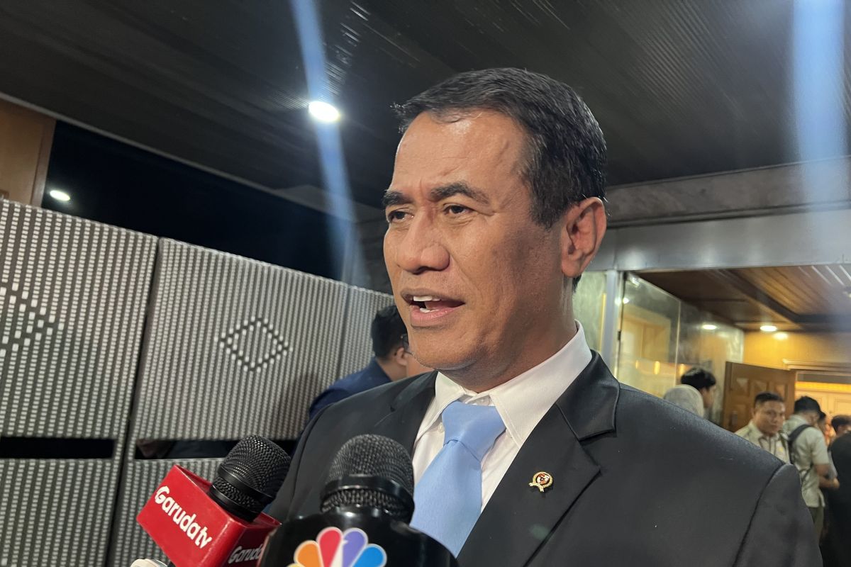 Shield farmers: Prabowo says amid cassava import glut