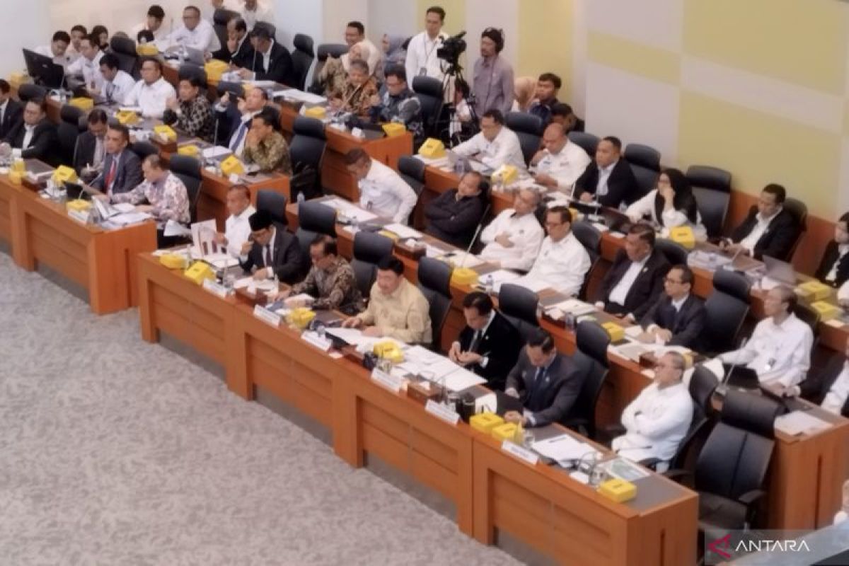 Banggar DPR RI raker dengan para Menko bahas rencana kerja anggaran 2026