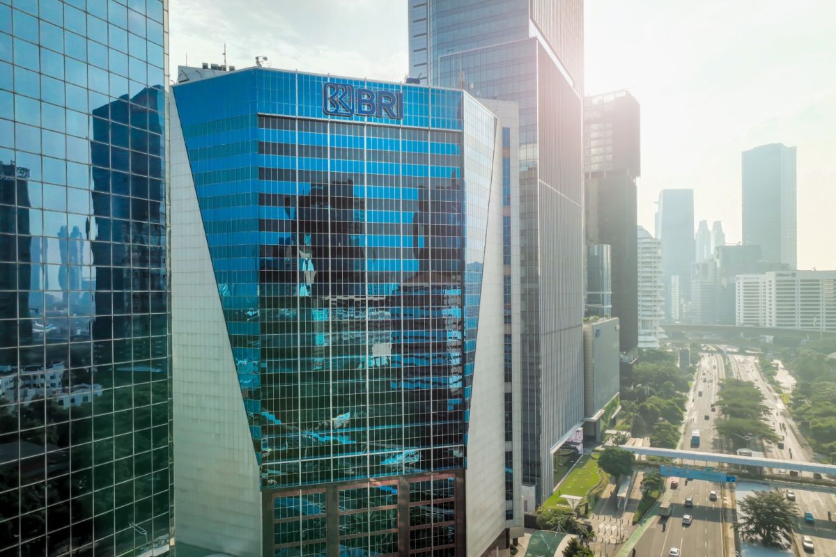 Saham BBRI Direkomendasikan "Buy" dengan Potensi Imbal Hasil 27 Persen