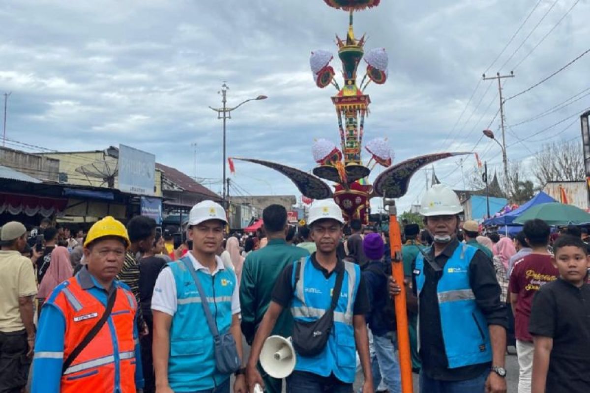 PLN hadirkan listrik untuk rakyat tanpa kedip di Tabuik Piaman 2025