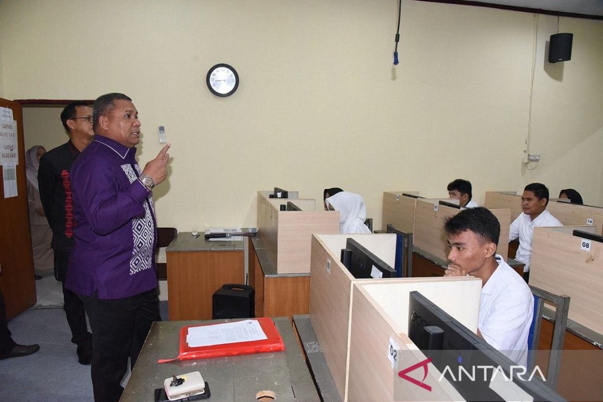 Rektor UNG semangati calon mahasiswa peserta ujian jalur mandiri