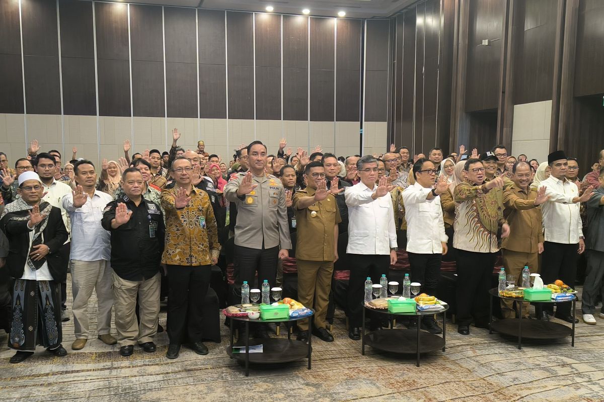 Menaker Yassierli tegaskan komitmen setop percaloan kerja di kawasan industri