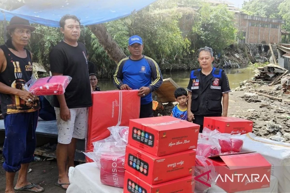 Dinsos NTB salurkan bantuan warga terdampak banjir di Mataram