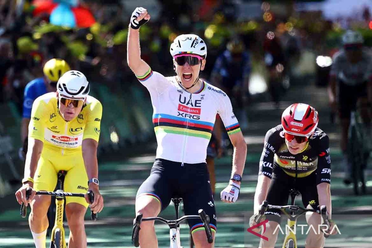 Pogacar rebut kaus kuning Tour de France usai finis kedua etape kelima