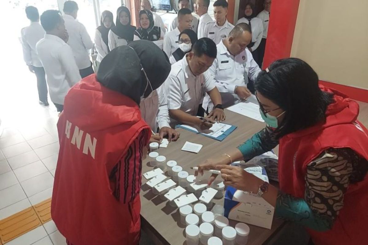 Kanwil Ditjenpas gelar tes urine massal bagi jajaran se-UPT Sulteng