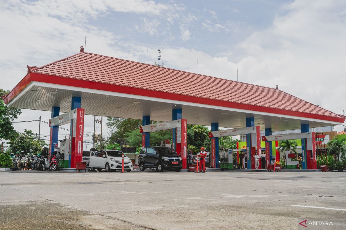 Pertamina alihkan distribusi BBM gunakan jalur Bali Utara