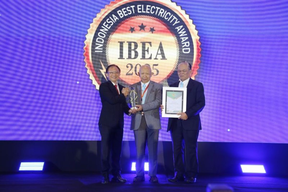 Akselerasi transisi energi PLN peroleh apresiasi pada ajang IBEA 2025
