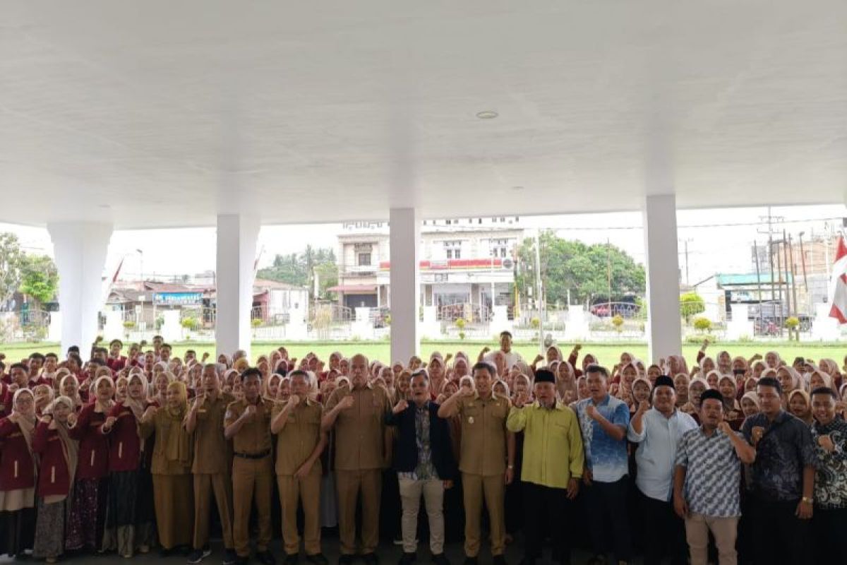 Adlin Tambunan lepas 192 mahasiswa KKL STAI Al-Hikmah Tebing Tinggi