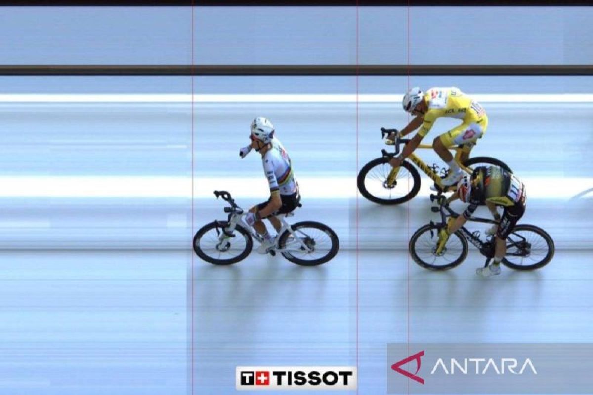 Pogacar menangi etape 4 Tour de France sambil cetak kemenangan ke-100