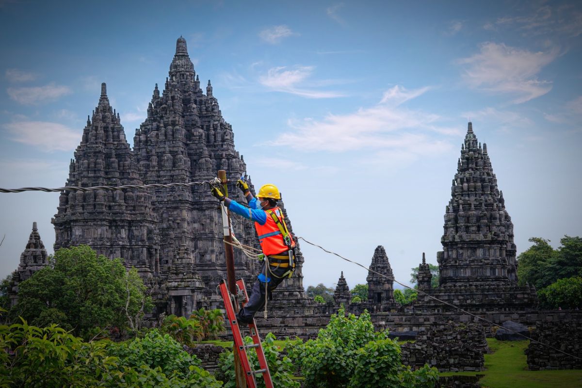 Wamen BUMN apresiasi keandalan listrik dan layanan SPKLU di Yogyakarta