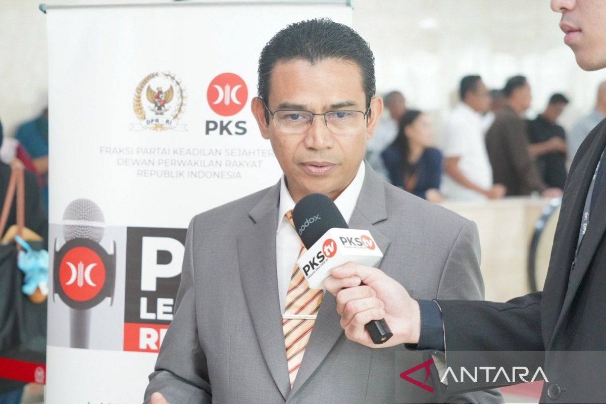 Hendry Munief Usul Pendamping IKM dan Kolaborasi Kementerian untuk Genjot Ekonomi 8%