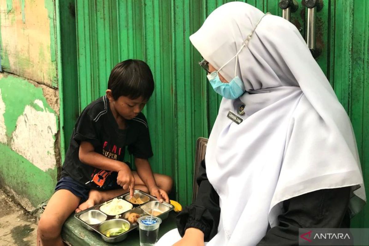 Badan Gizi Nasional salurkan MBG untuk warga terdampak banjir di Kabupaten Bekasi