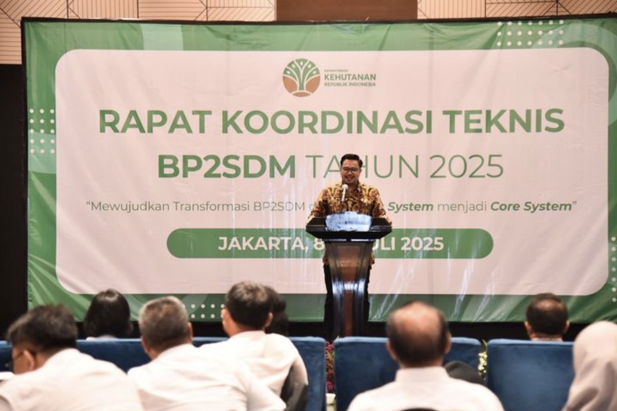 Wamenhut sebut pembangunan kehutanan Indonesia bertumpu pada kapasitas SDM
