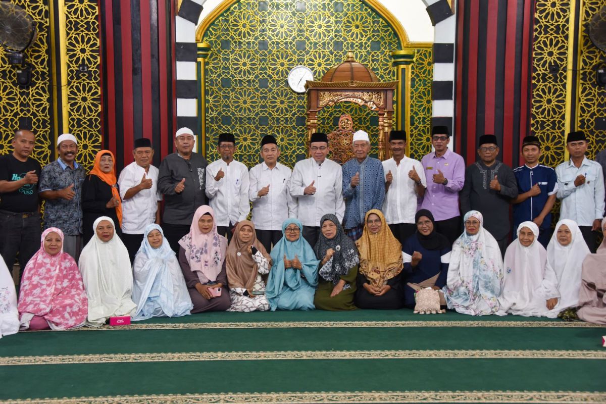 Wawako Maigus Nasir sampaikan tausiyah dan bersilaturahmi dengan masyarakat Pemancungan Pasa Gadang