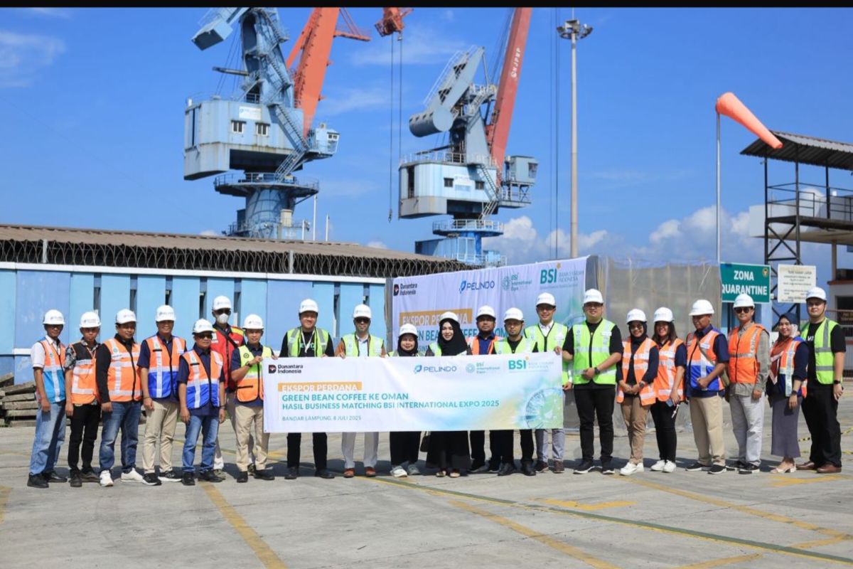 BSI dampingi UMKM ekspor 15 ton biji kopi ke Timur Tengah