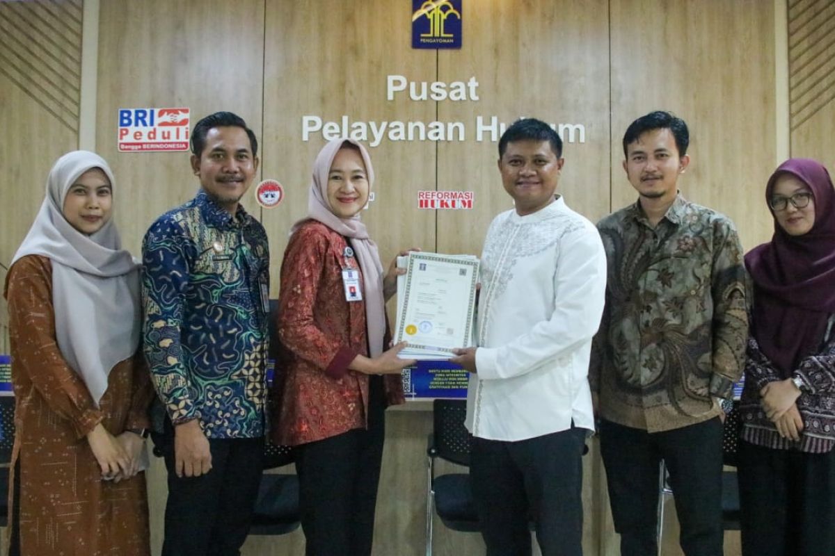 Terbanyak, Kemenkum Banten cetak 76 dokumen apostille