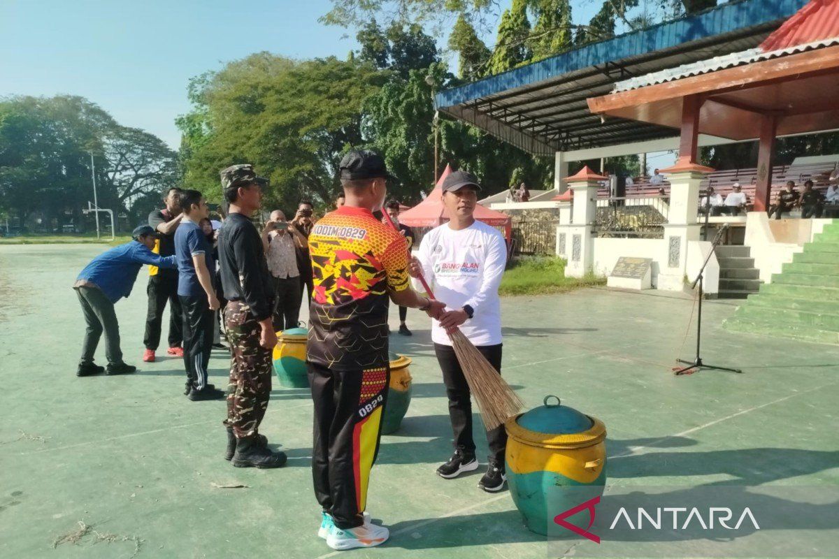 Pemkab wujudkan lingkungan bersih melalui "Bangkalan Bherse Onggu"