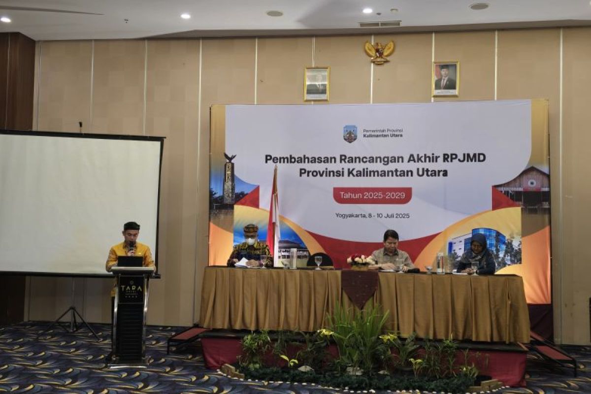 Pj. Sekprov Tekankan Kolaborasi Bersama Pembahasan Rancangan Akhir RPJMD Kaltara 2025-2029