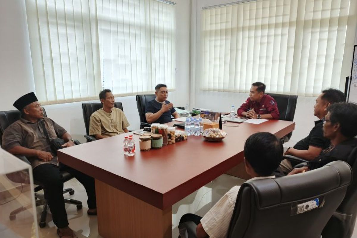 Legislator Jatim minta Pemkab Jember-BPN tuntaskan penerbitan SK Biru