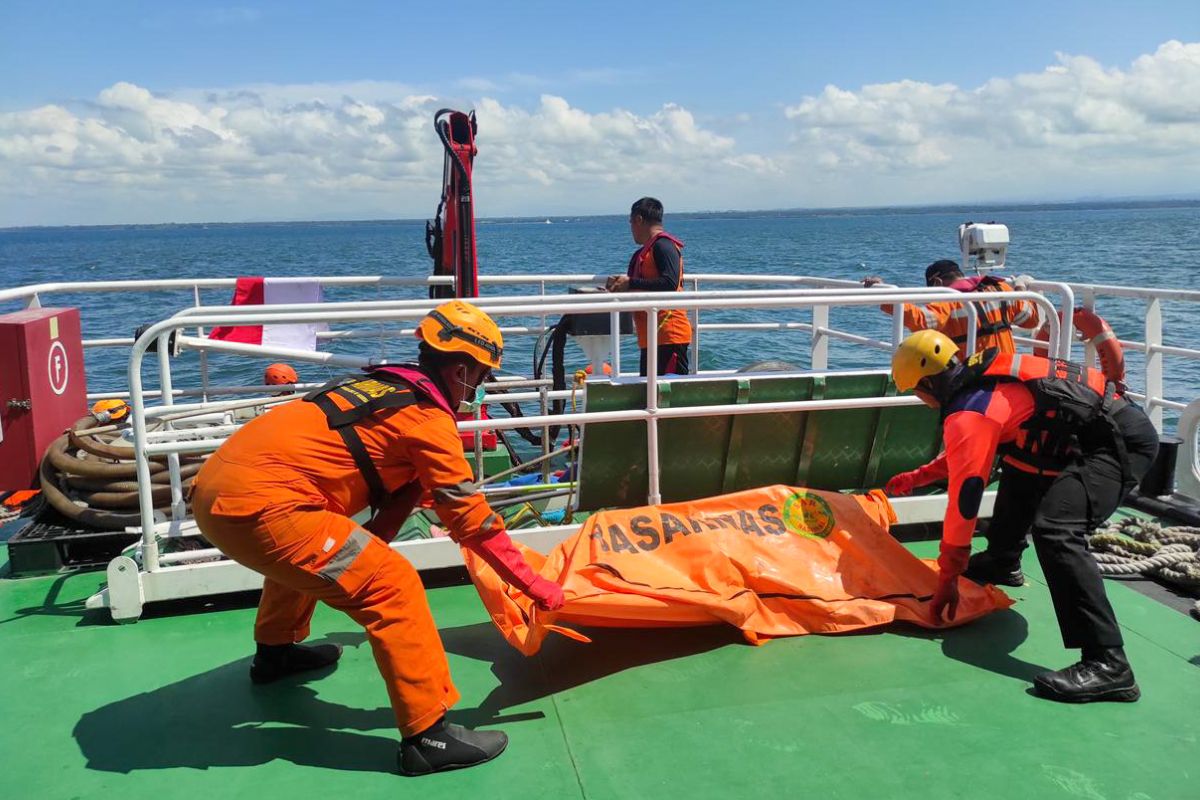 Bali ferry mishap - Search re-extended, 18 missing