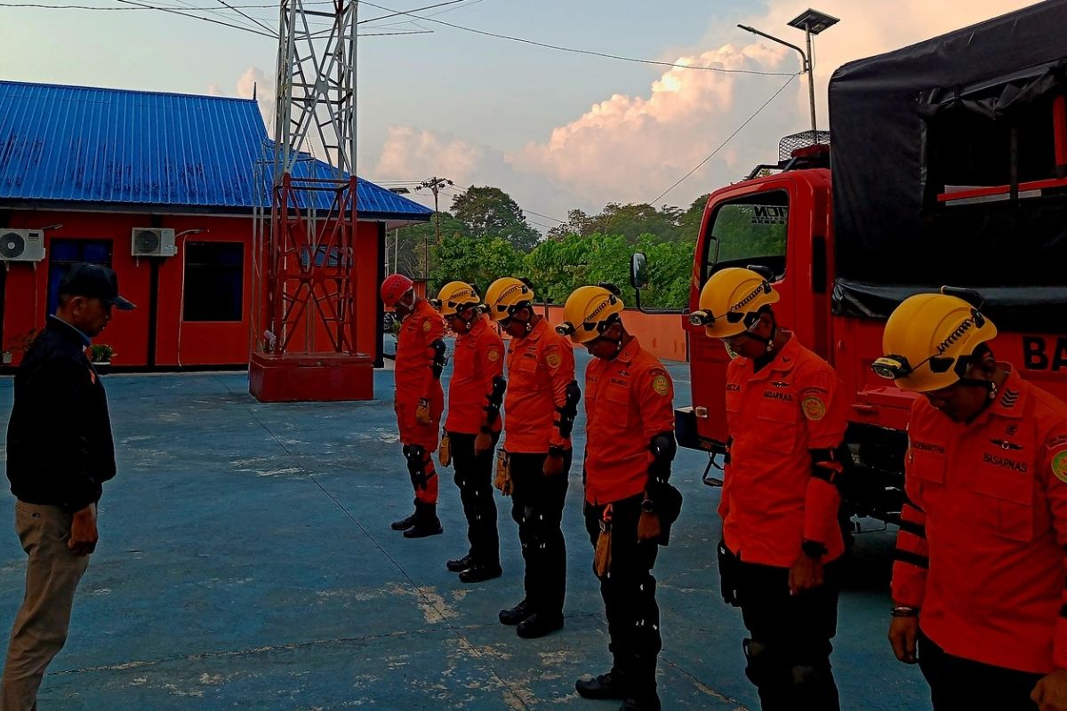 Tiga pencari gaharu hilang di hutan Natuna