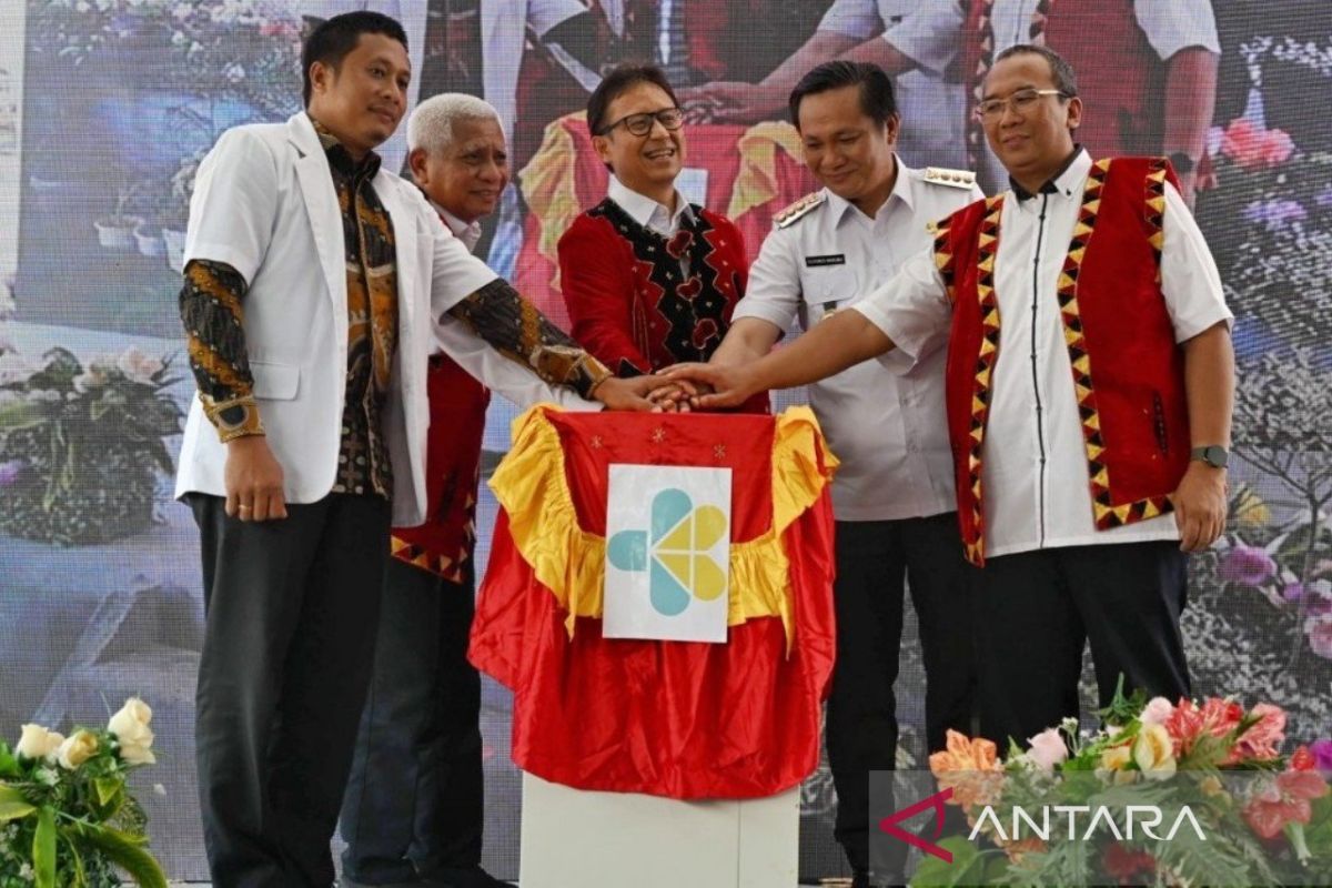 Minister initiates upgrade of West Nias public hospital 