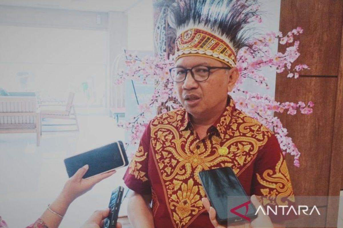 Disdik Biak bayar biaya kuliah siswa unggul Papua Rp17,03 miliar