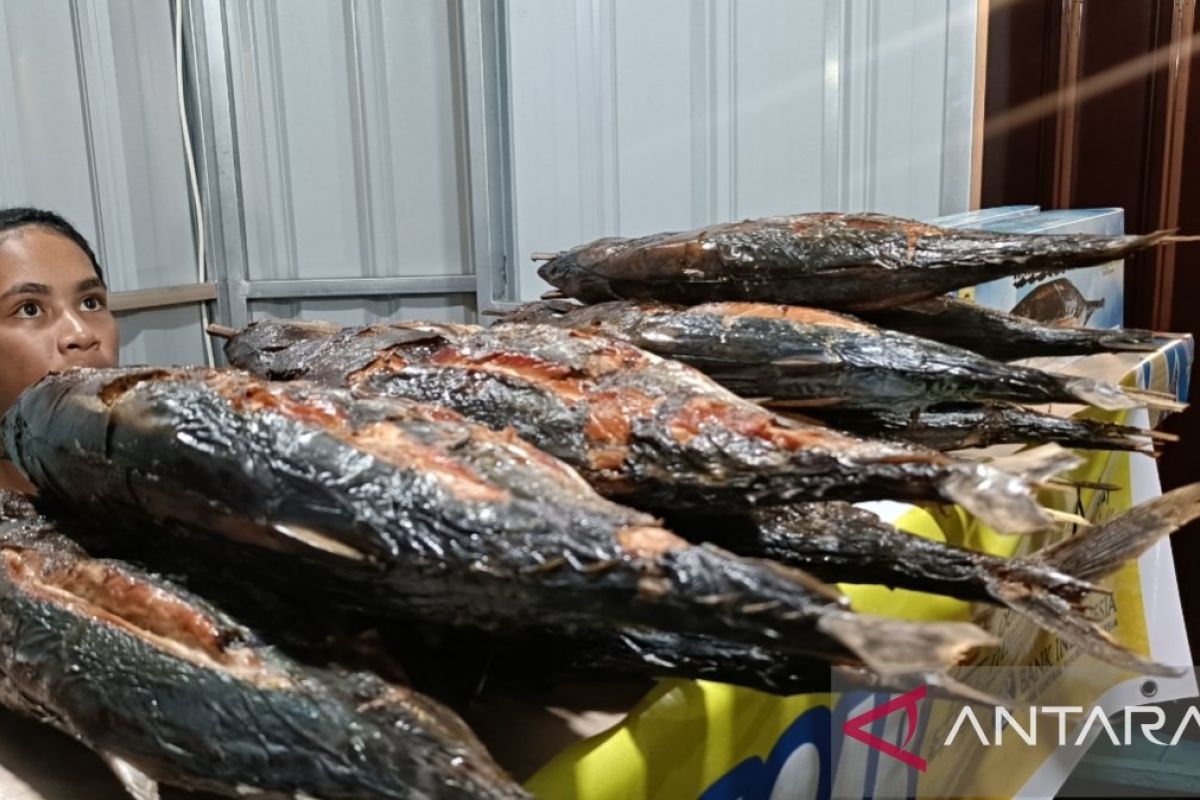 Pemkot Jayapura: Ikan asap bisa jadi menu untuk program MBG