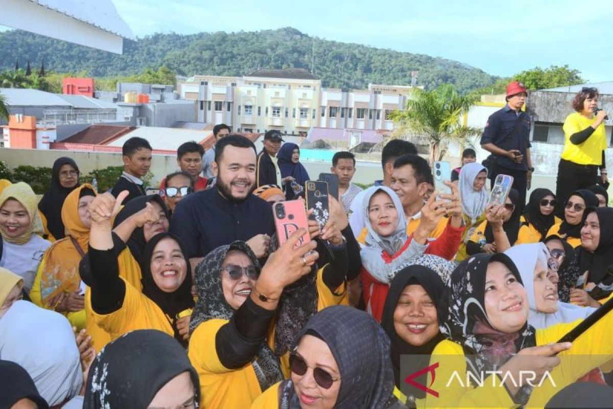Wali Kota Fadly Amran "sulap" Pasar Raya Fase VII jadi ruang publik yang nyaman