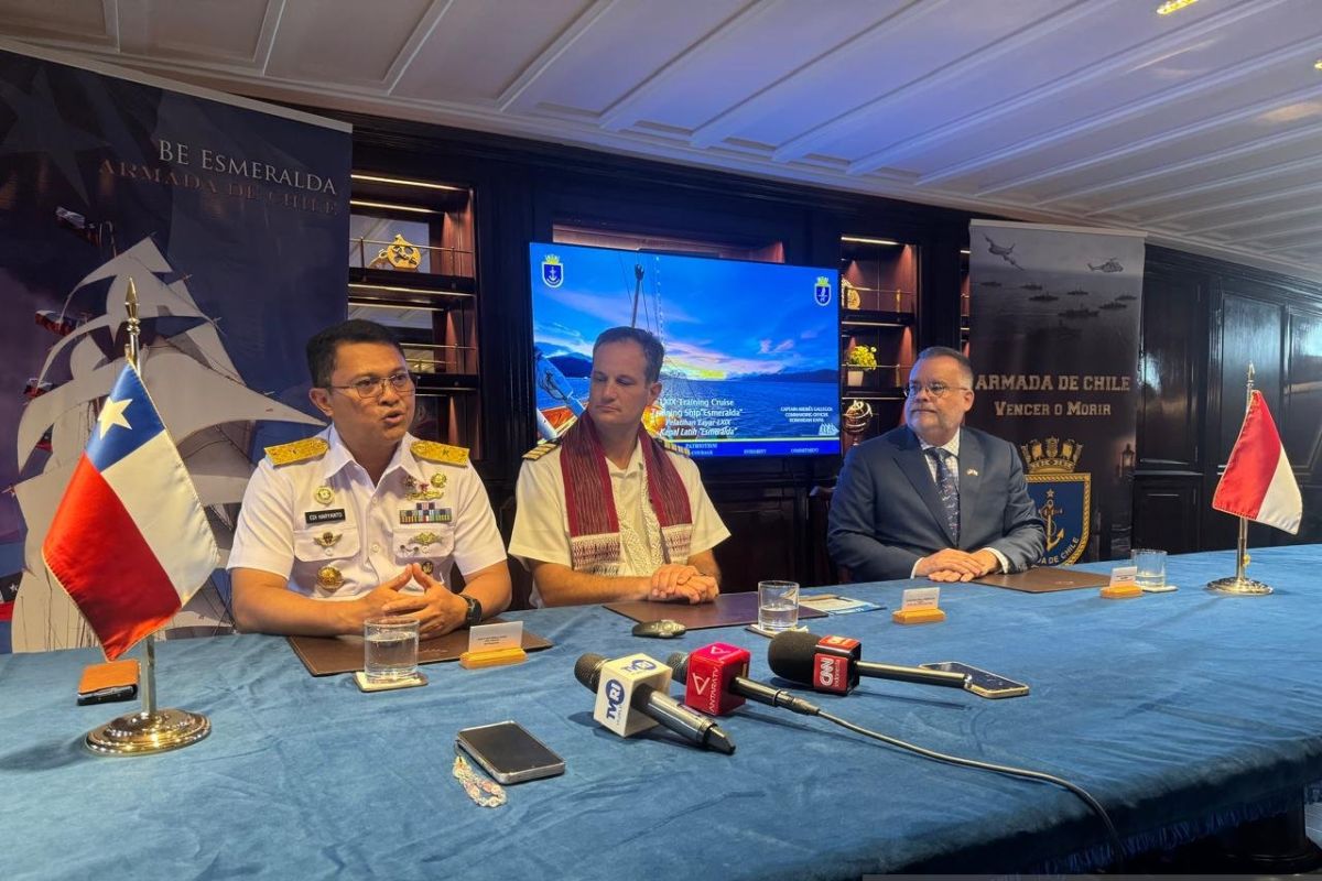 Kolinlamil: Kunjungan kapal Esmeralda bukti kuat hubungan RI-Chili