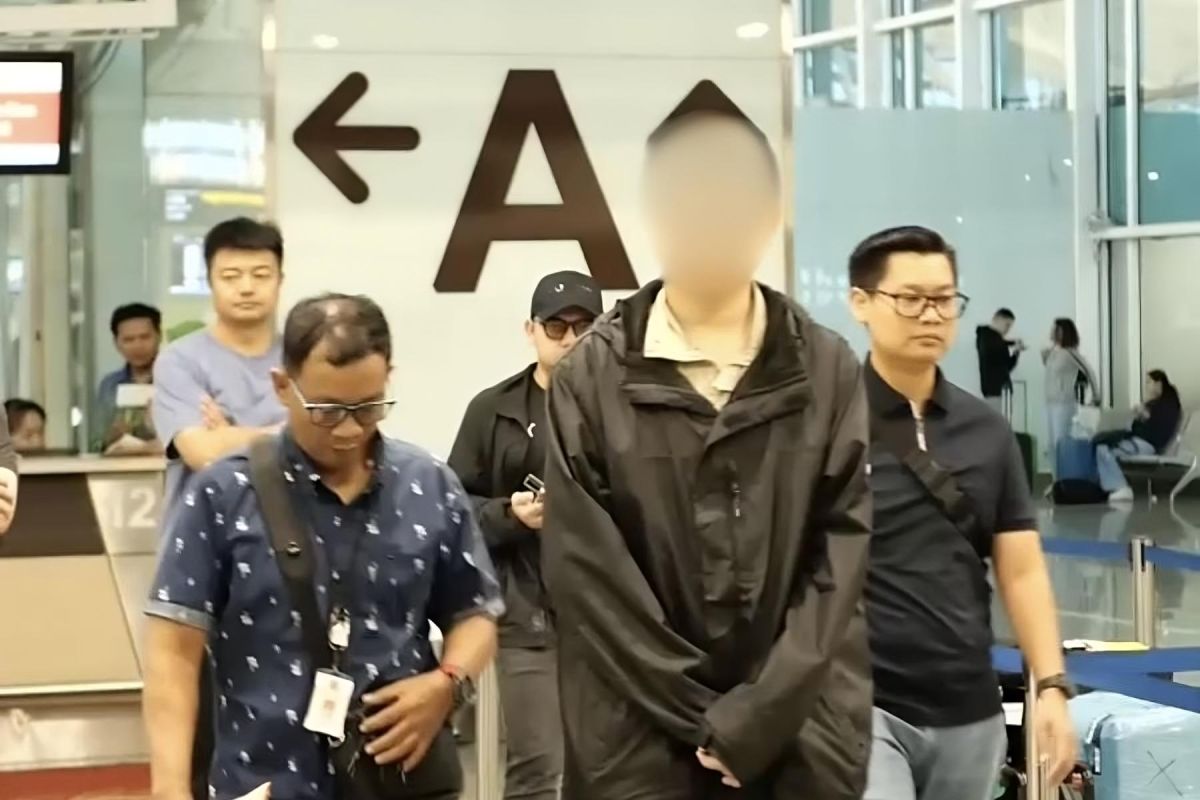 Ditjen Imigrasi deportasi buron China diduga penipuan Rp28,5 miliar