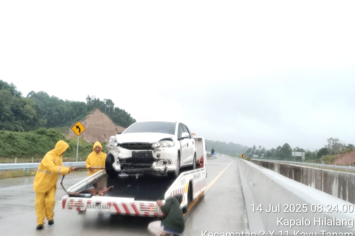 HK: Tidak ada korban jiwa pada kecelakaan di tol Sumbar