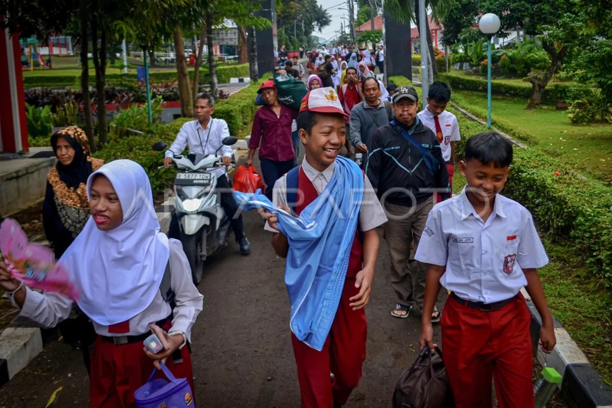 DKI kemarin, MPLS Sekolah Rakyat hingga kasus dugaan beras oplosan