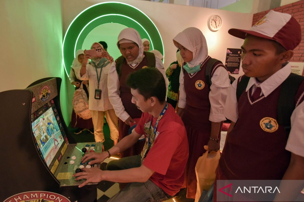 Kids learn rupiah history through games at Bank Indonesia Museum