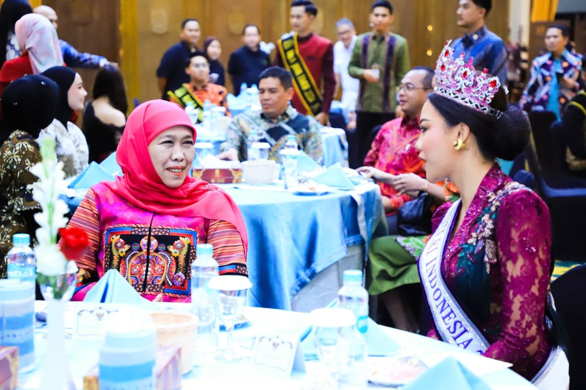 Khofifah minta Puteri Indonesia promosikan  Jatim