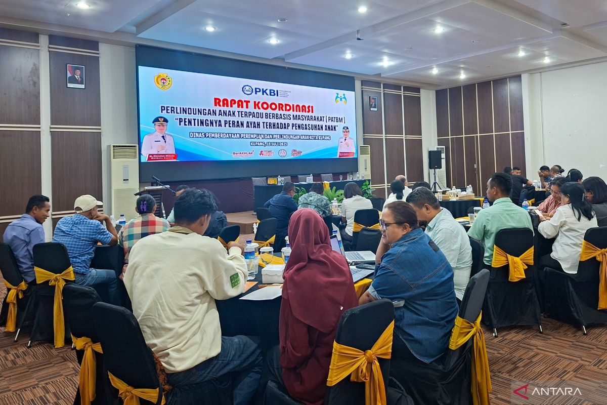 DP3A Kupang mengoptimalkan peran ayah dalam pengasuhan anak