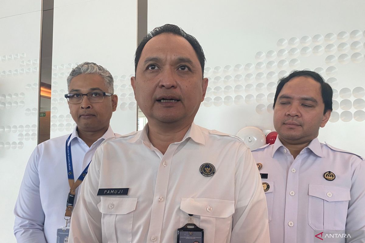 Foreigners can be deported, banned from RI for investment fraud