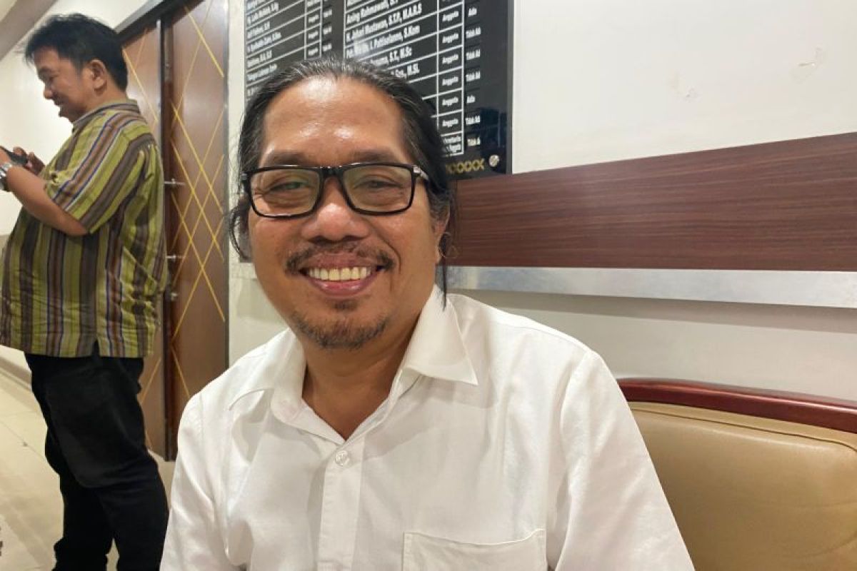 Anggota DPRD Surabaya soroti permasalahan perizinan yang hambat investasi