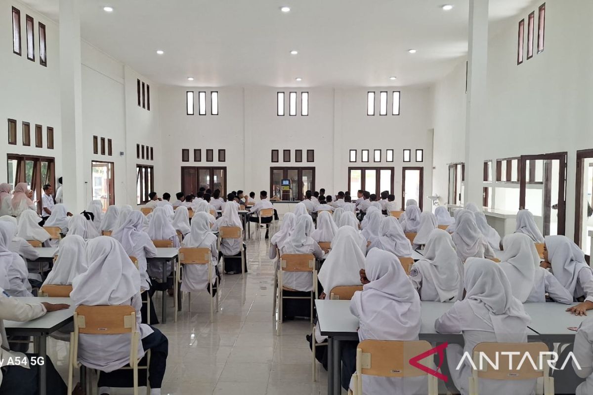 Impian anak nelayan di ujung negeri