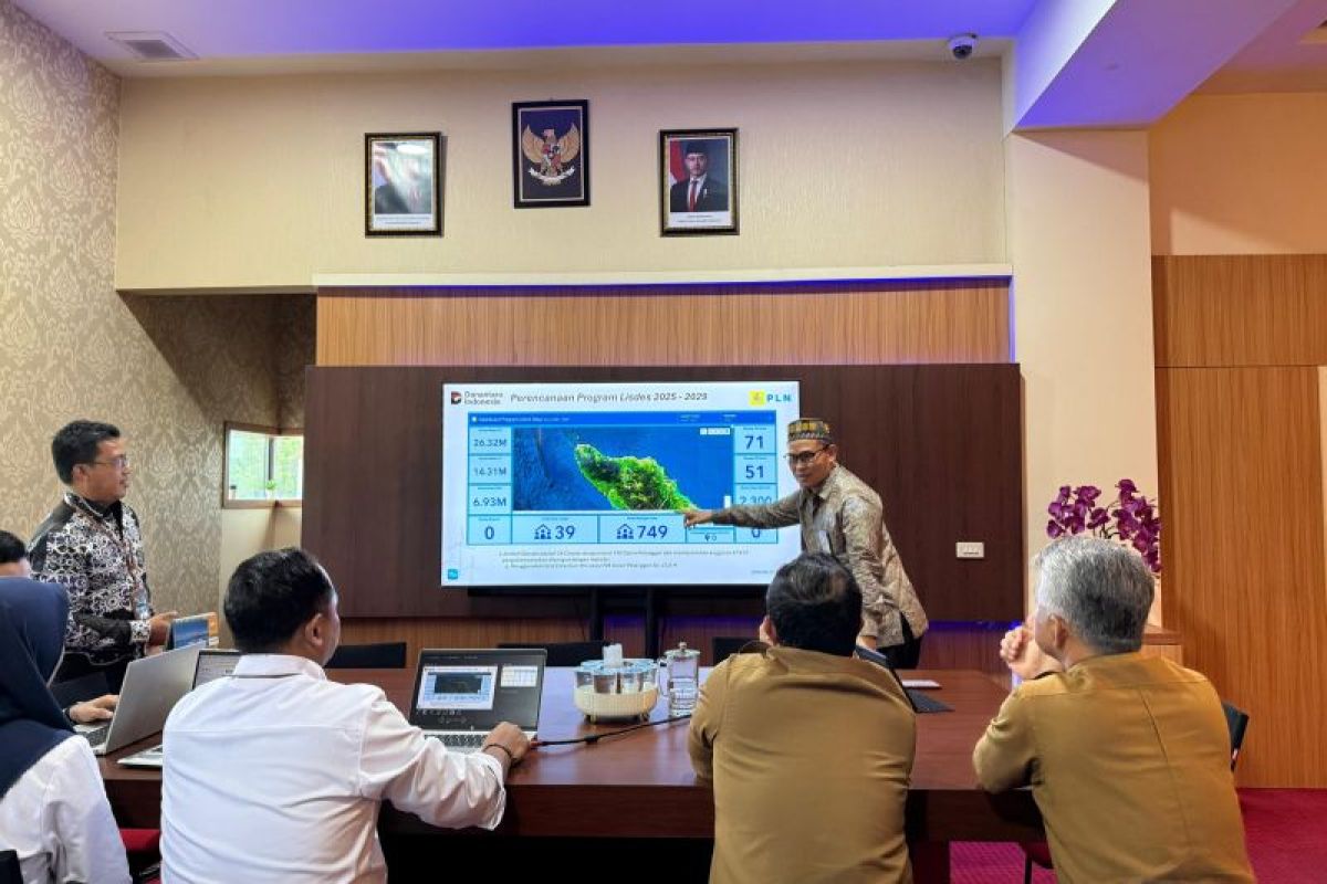 PLN percepat elektrifikasi wujudkan 100 persen dusun berlistrik di Aceh
