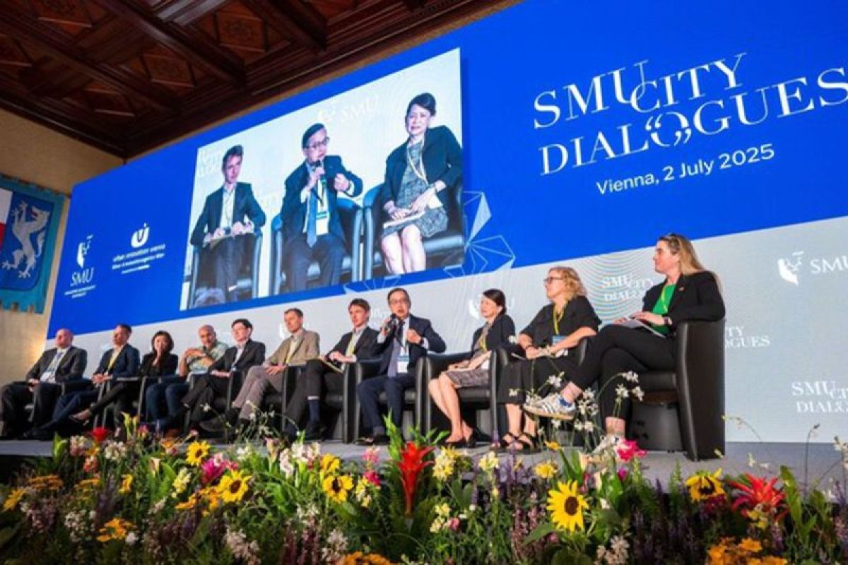 Global experts at SMU City Dialogues Vienna: Urban resilience requires trust, equity and 'smart enough' solutions