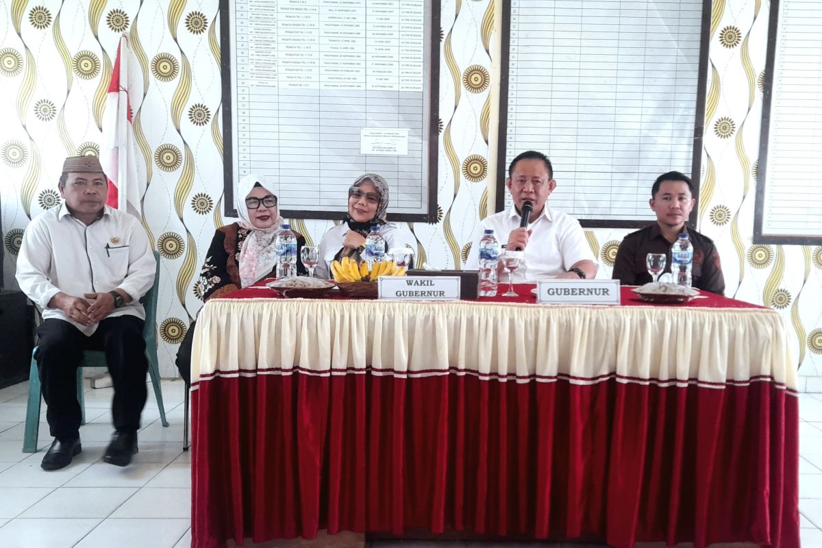 Gubernur Gorontalo: Pemerintah kecamatan wajib tingkatkan pelayanan