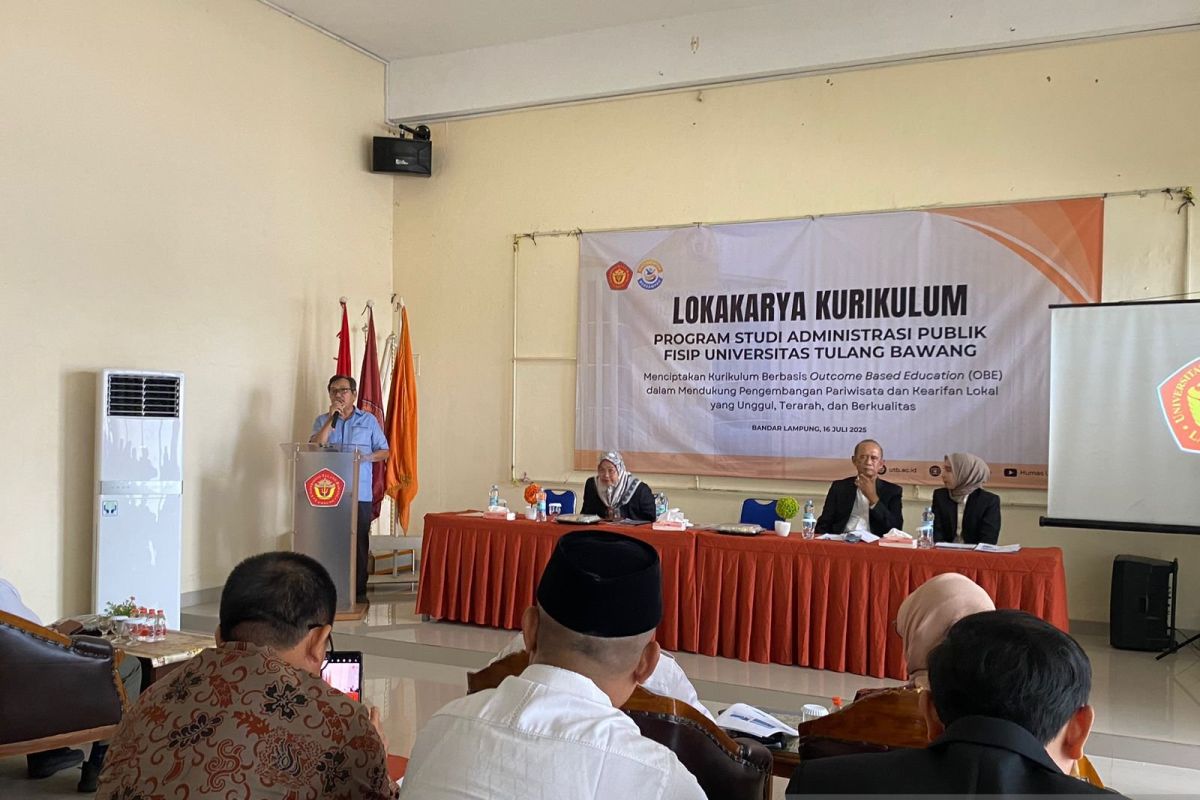 Prodi Administrasi Publik UTB gelar lokakarya kurikulum guna tingkatkan daya saing SDM