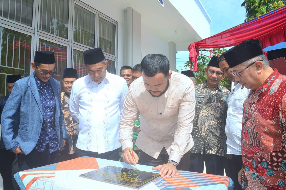 Wali Kota Fadly Amran resmikan medan nan bapaneh di Lubuk Minturun