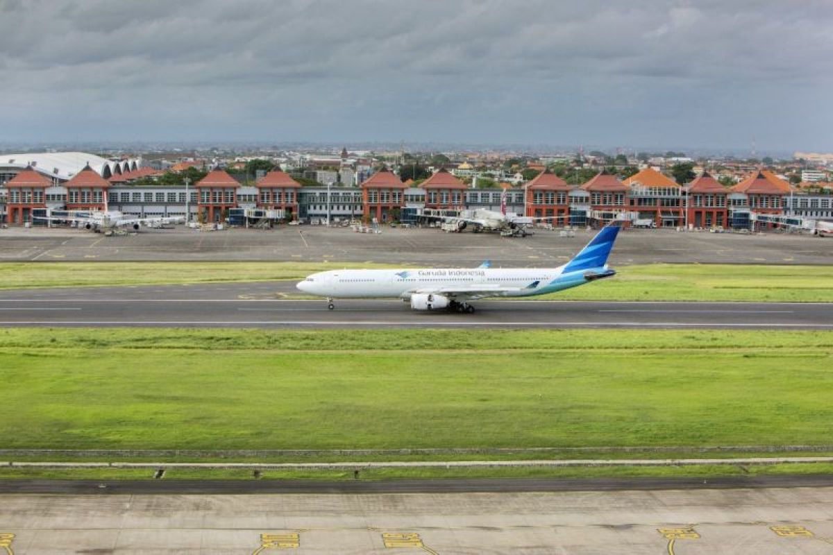 Bali airport starts 10-month runway overlay work